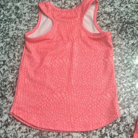 Toddler Girl Pink Dry Fit Nike Two Piece set size 4 (XS) - Picture 6 of 6